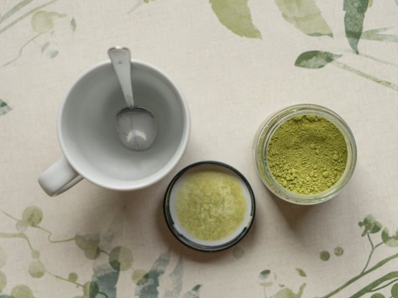 Can You Bring Kratom On A Plane? Important Travel Guide